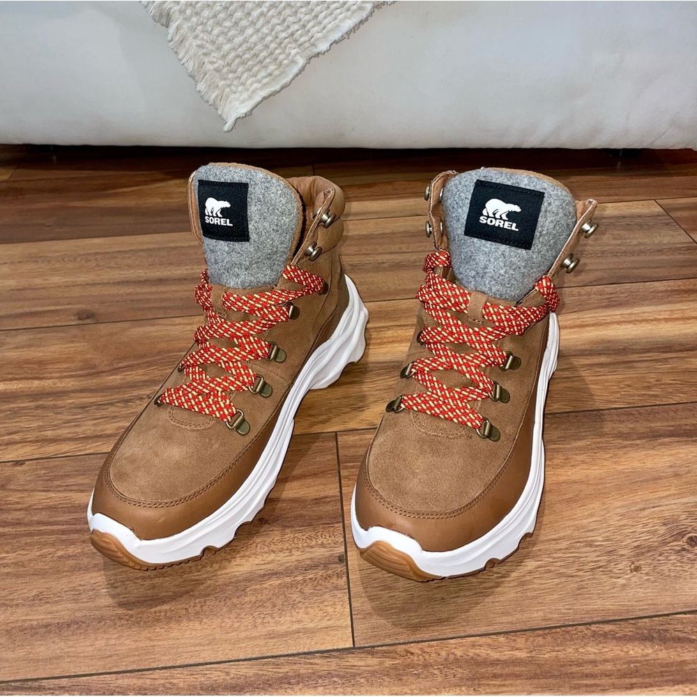 New Sorel hiking boots